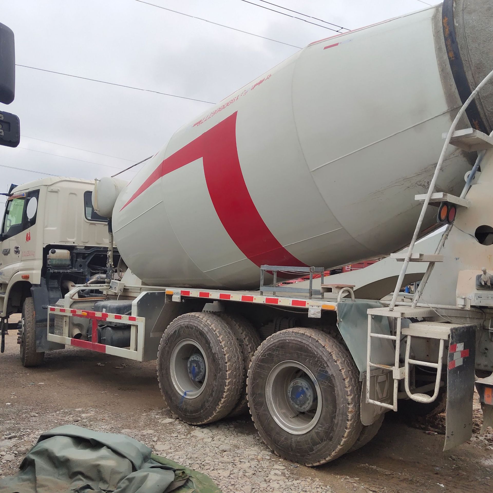 浙江二手商砼搅拌车大型豪沃水泥罐车 混凝土搅拌运输罐 手续齐全