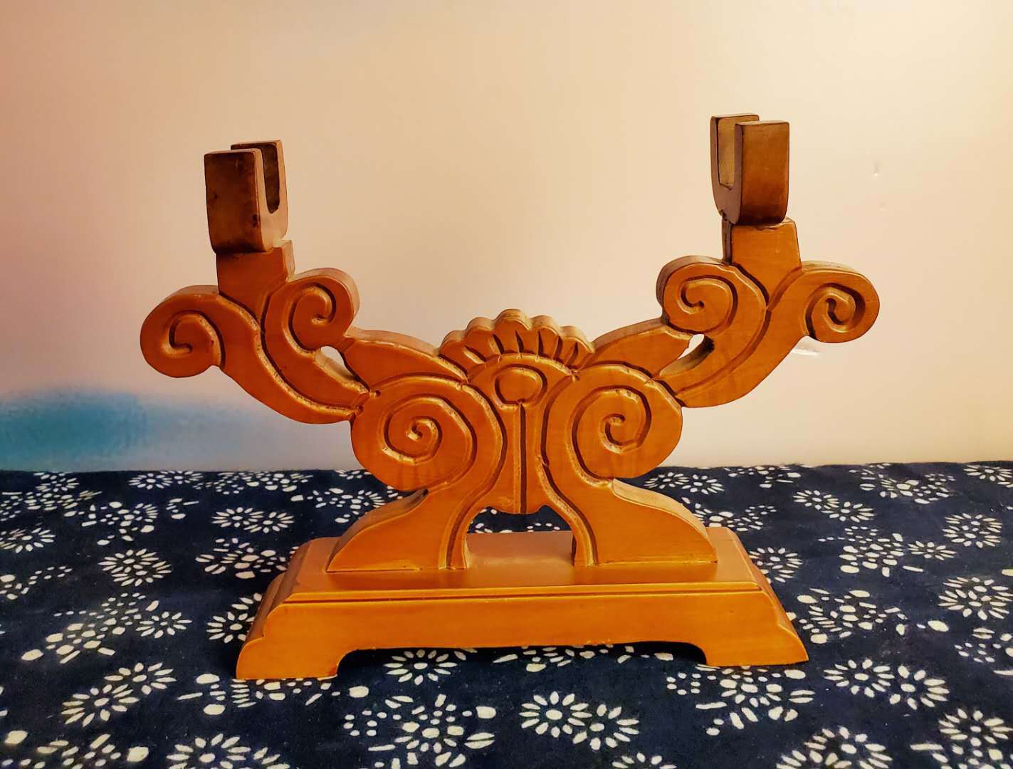 促销小号立式剑架桃木剑架剑托龙泉剑架花托剑架刀架吉祥如意剑架