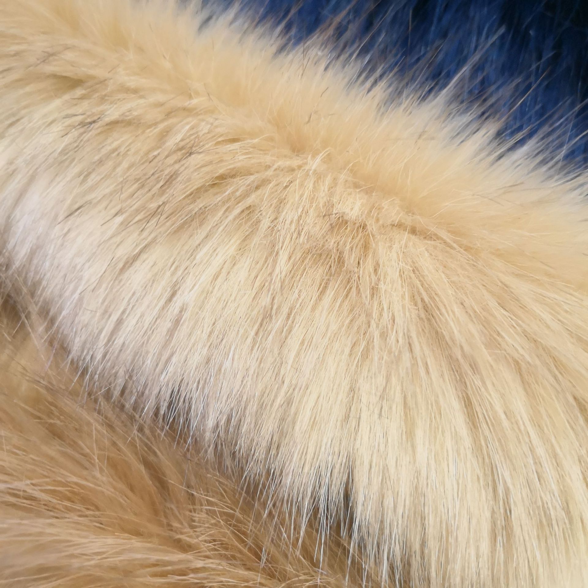 现货60mm狐狸毛染尖 双色仿狐狸人造毛皮 箱包毛球 毛领面料