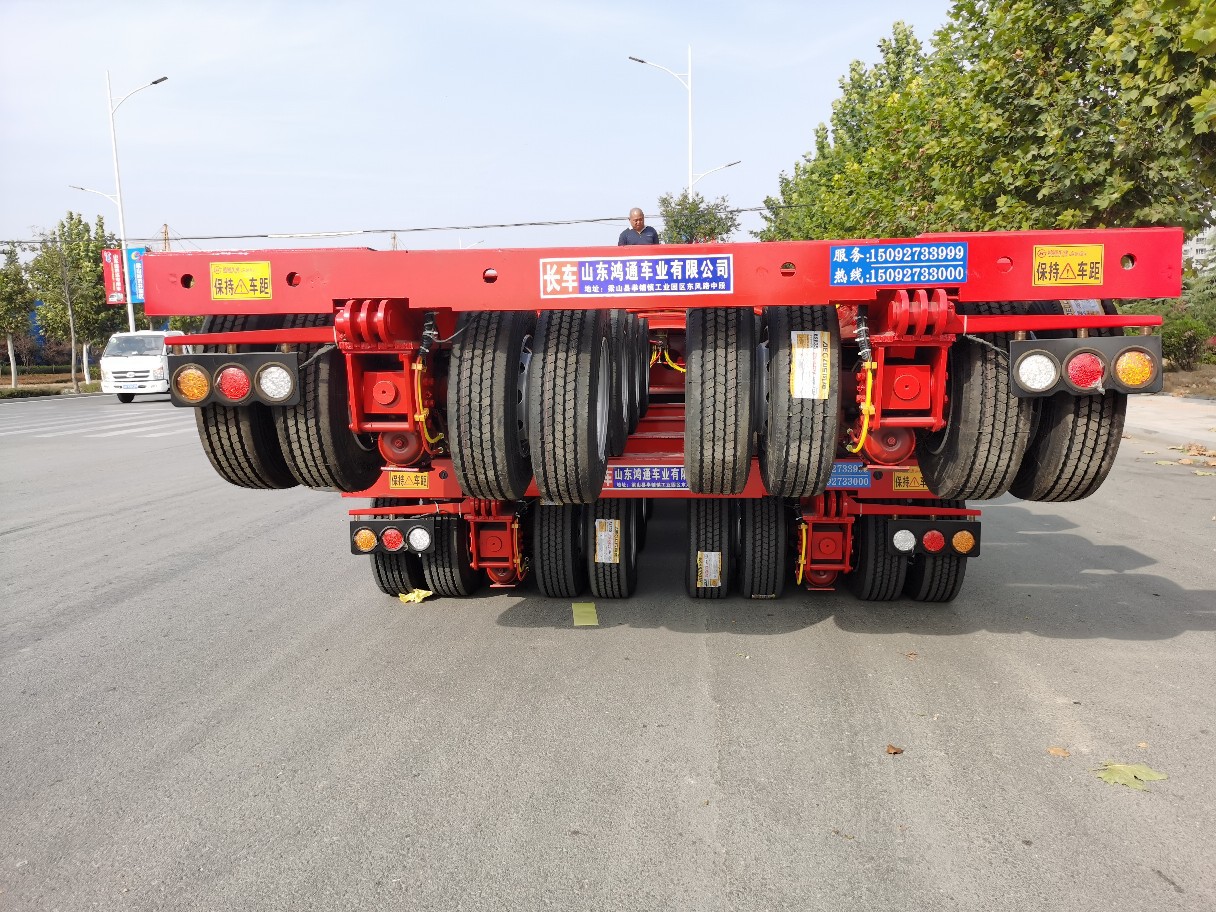 厂家直供四线八轴低平板半挂车高低高结构低承载面设计