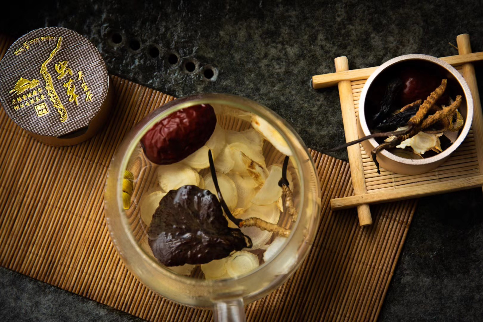 过年礼盒冬虫夏草茶小罐茶即食燕窝包装礼盒小罐茶西