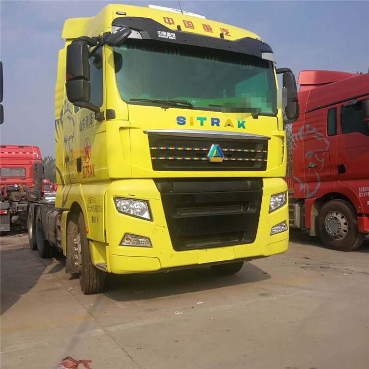 0成交0只二手重汽豪沃牵引半挂车 6x4半挂拖拉机牵引卡车 牵引拖车