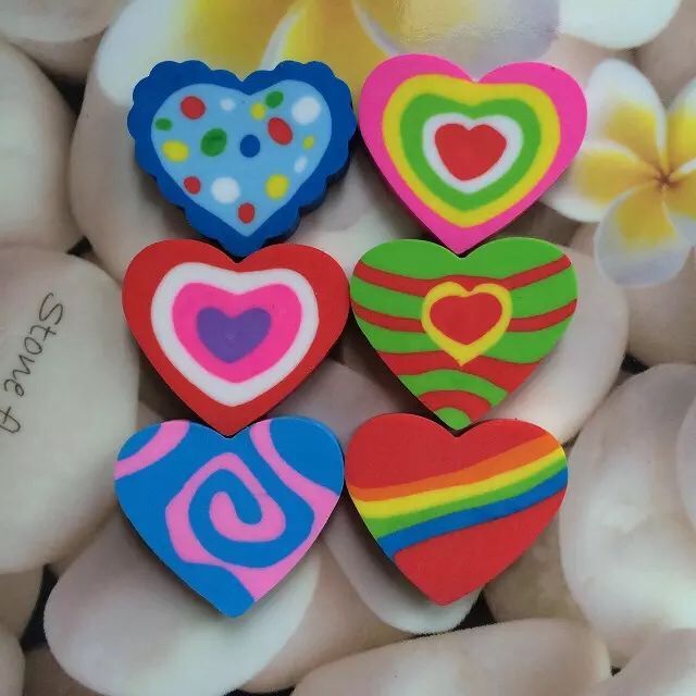 厂家批发 3d卡通创意情人节爱心橡皮擦 儿童学生学习用品礼品赠送