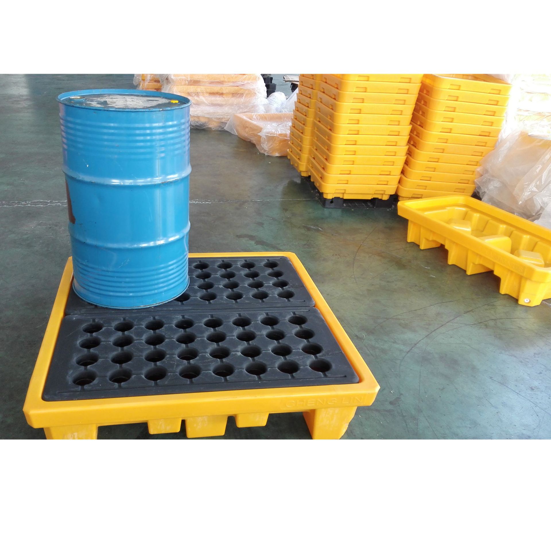 厂家批发加厚防渗漏托盘1300*1300*300 耐酸碱防侧漏平台托盘