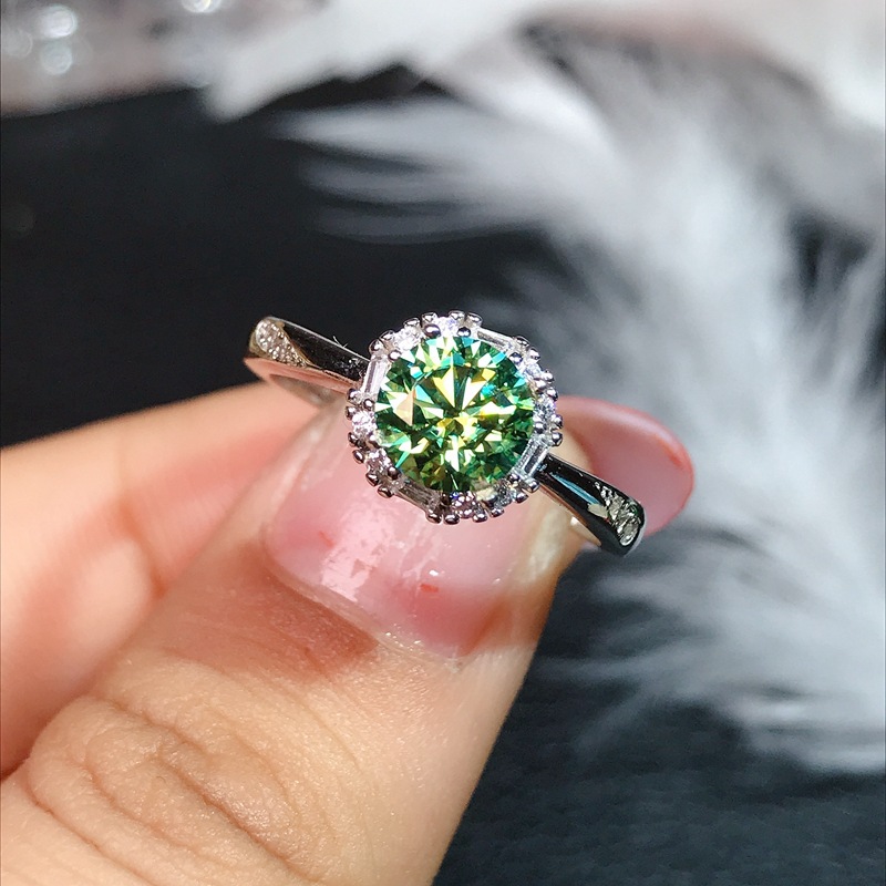 绿色莫桑钻 gra证书 黑卡 腰码 925纯银电镀白金 新款女士戒指