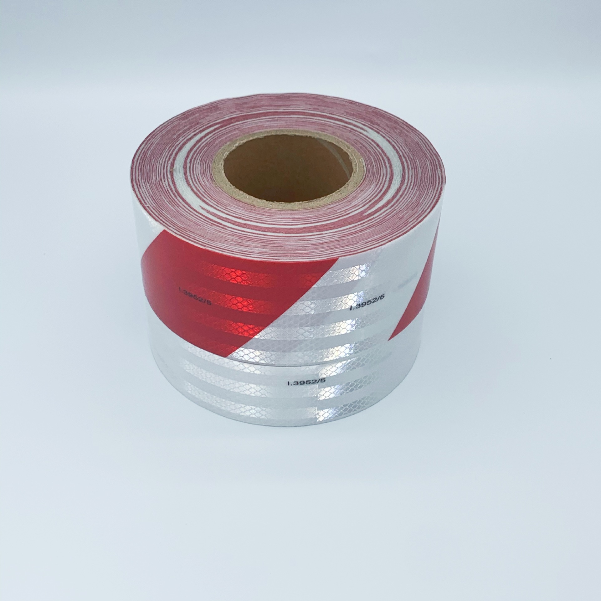 出口智利反光贴红白斜纹pet反光膜安全警示交通反光条厂家定制