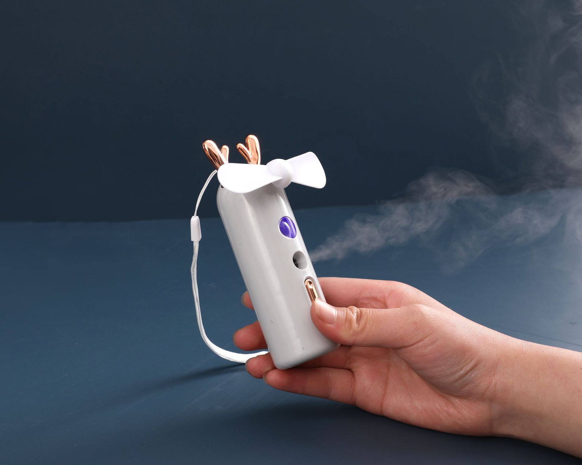 补水仪小鹿风扇usb充电小风扇卡通喷雾电风扇手拿降温补水小风扇