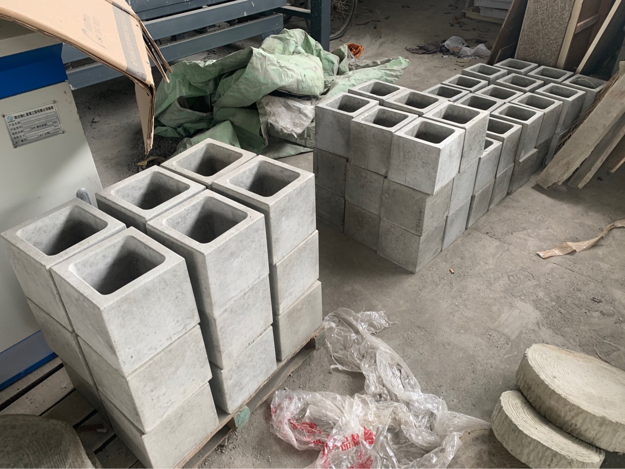 水泥混凝土空心砖墙砖预制板沟盖板排水沟隔热板雨水排水沟盖板