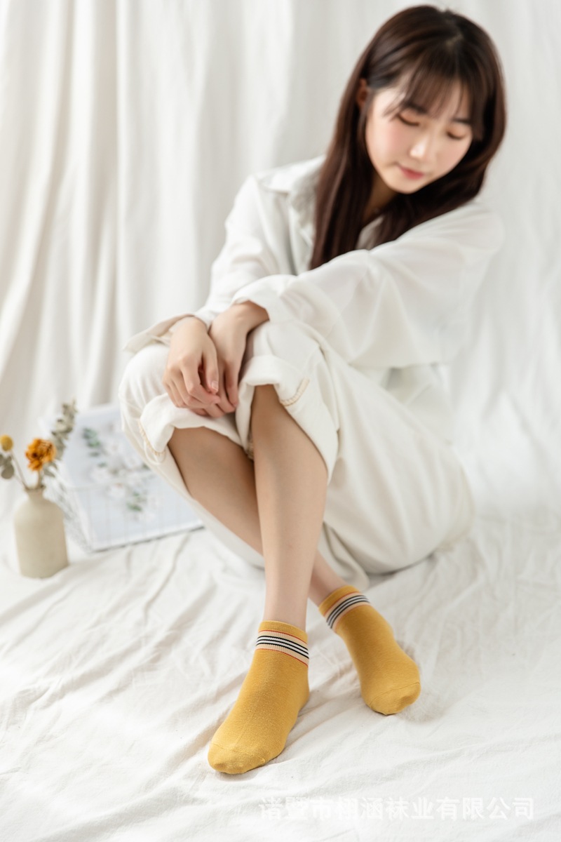 ins春秋款袜子女低腰精棉罗口彩条女船时尚巴黎格短袜潮流运动袜