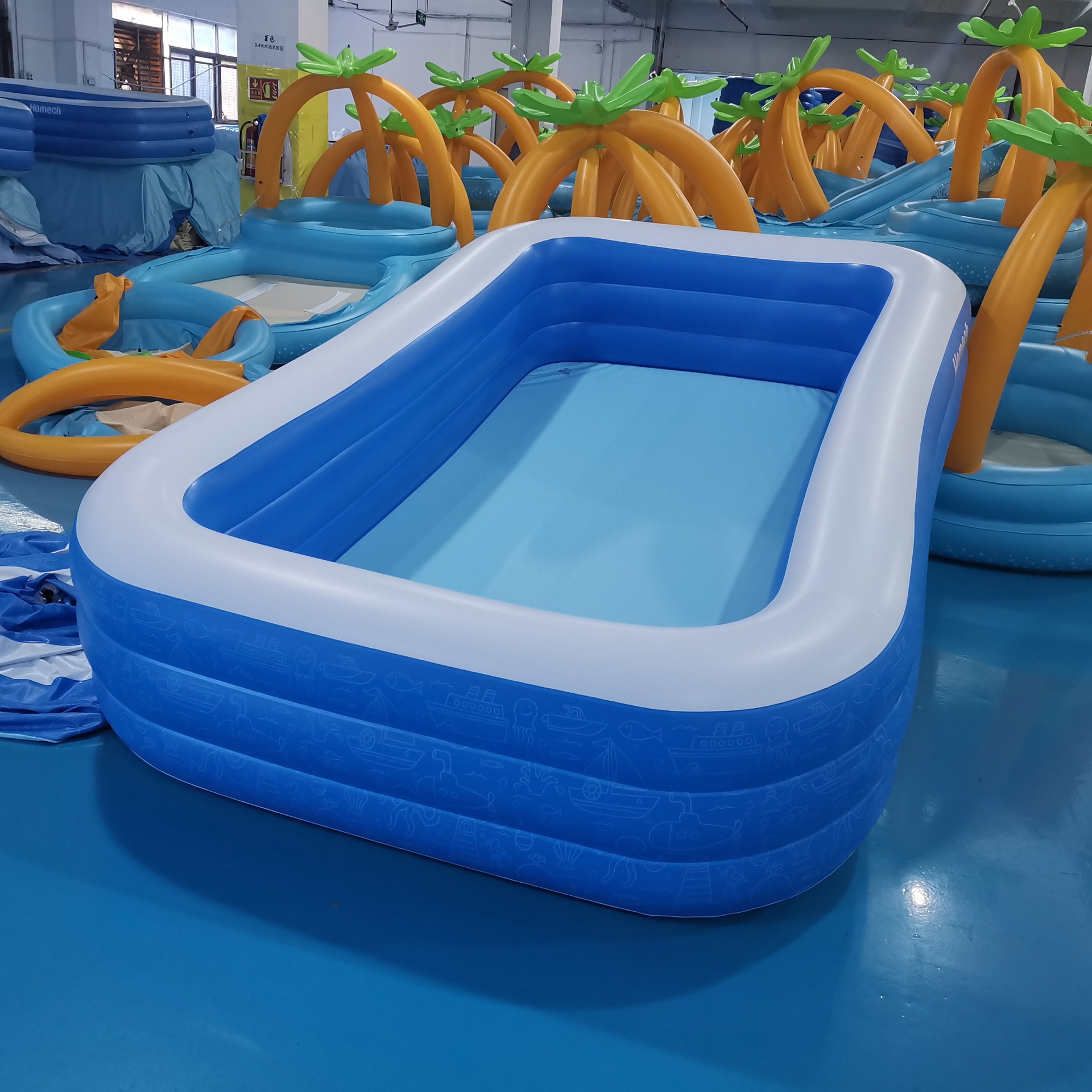 源头工厂供应亚马逊热卖户外水池 滑梯游泳池 pvc充气水池