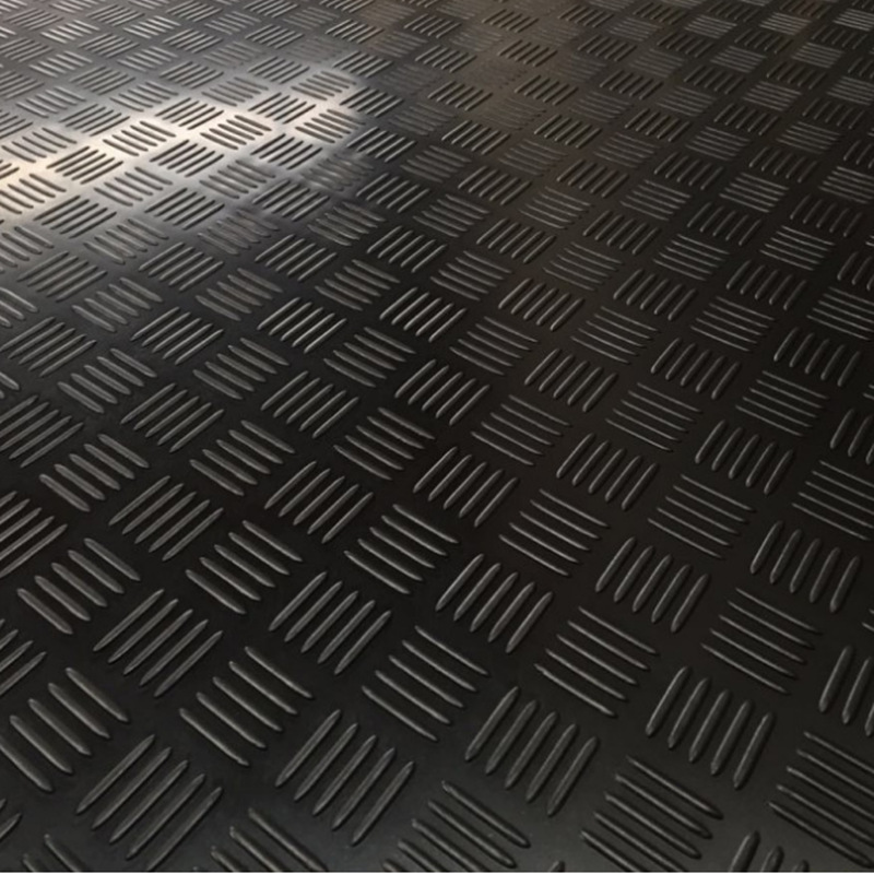 黑色五杠防滑橡胶板铺地隔水防油减震耐磨防潮子弹纹橡胶地垫