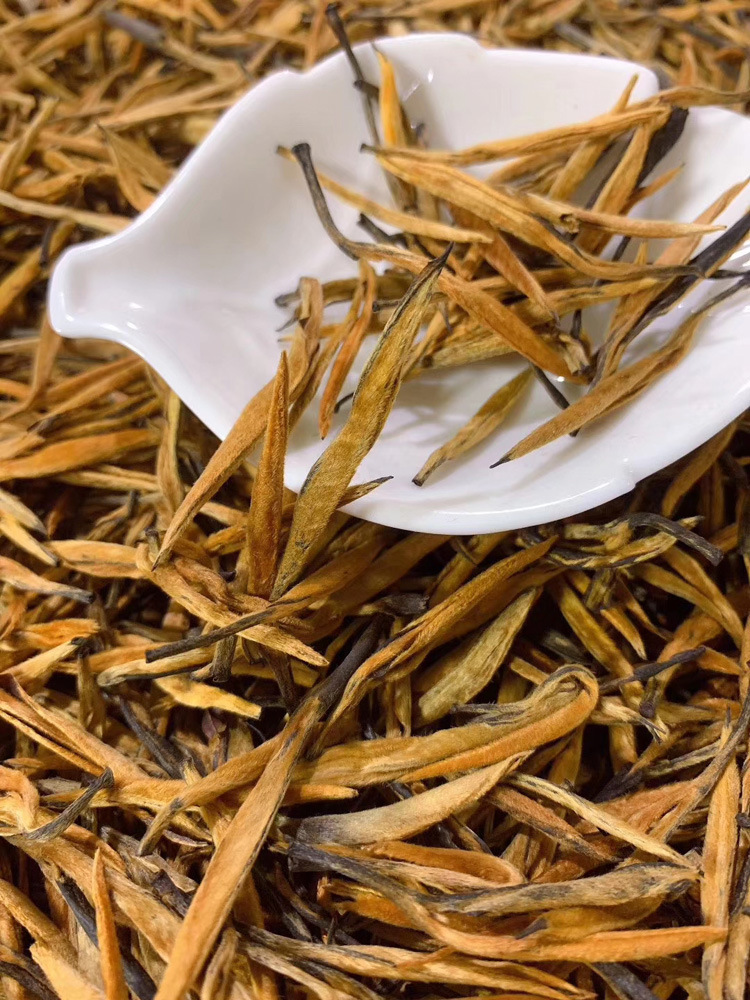 批发云南滇红大金针红茶理条直针凤庆茶叶大树金芽罐装散茶新茶