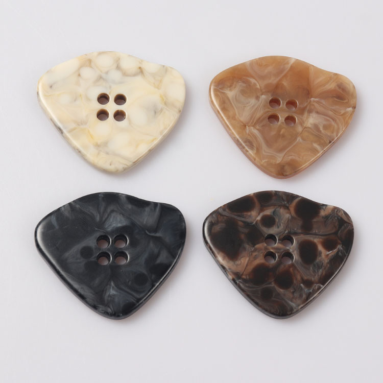 新款三角形时尚树脂纽扣 毛呢大衣钮扣 百搭风衣西服扣子毛衣扣