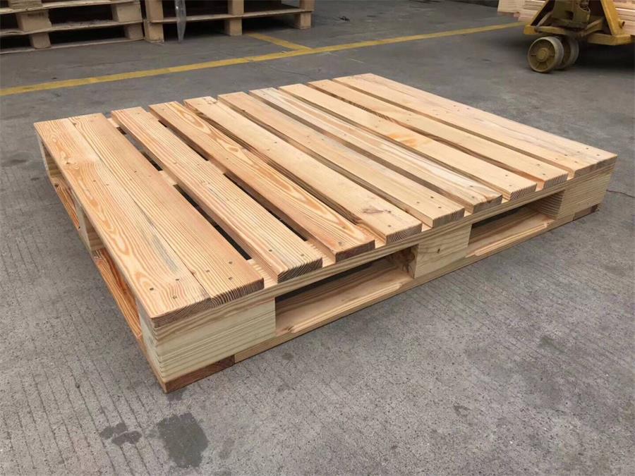 出口熏蒸四面进叉实木卡板托盘仓储叉车木栈板定制仓库物流木托盘