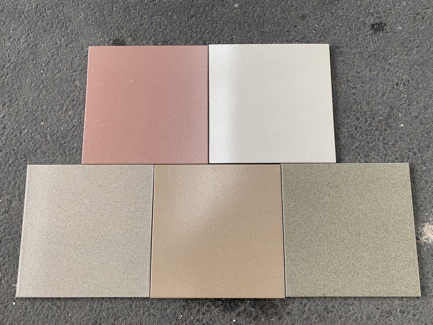 工程耐磨瓷砖宿舍厂房出租房特价地砖500x500 600x600防滑地板砖