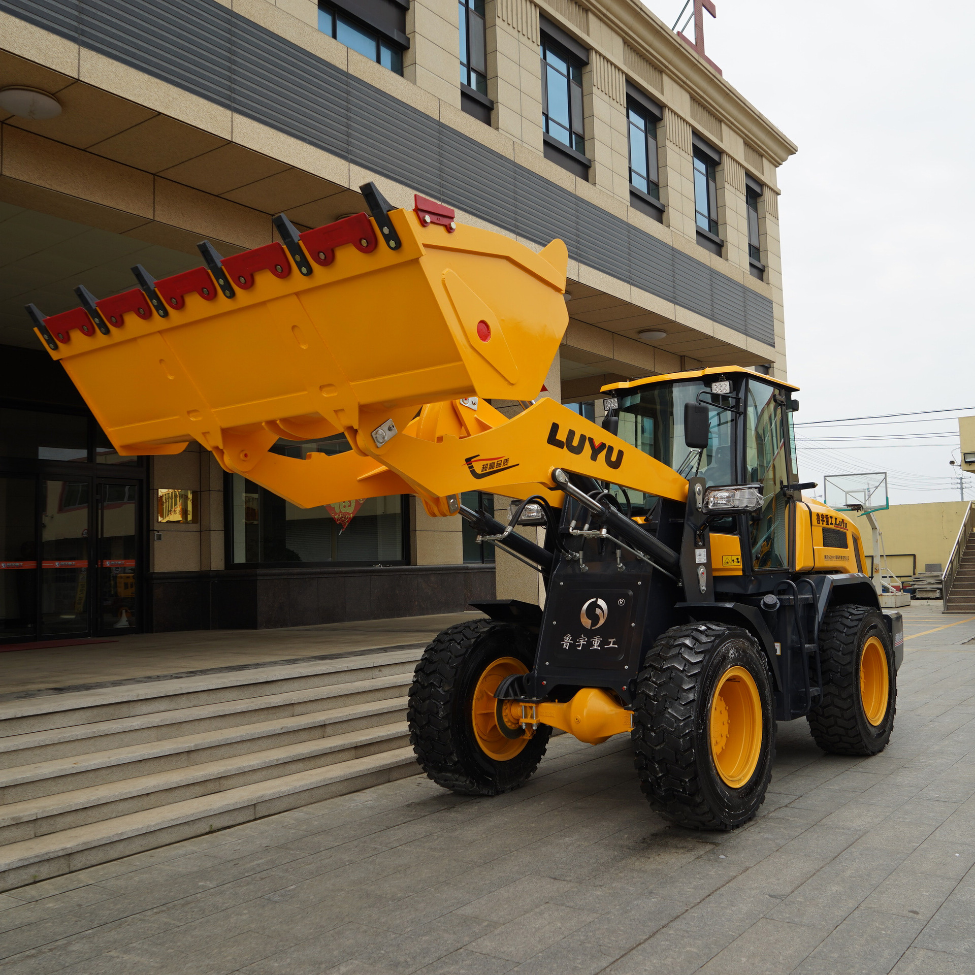 鲁宇装载机k系列zl26t性能稳定质量质优价廉欢迎来电咨询