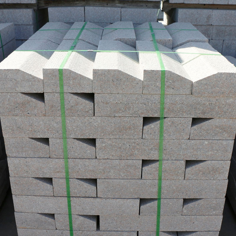 花岗岩倒角路沿石 深灰色路边石路侧石马路牙石 五莲芝麻灰加工