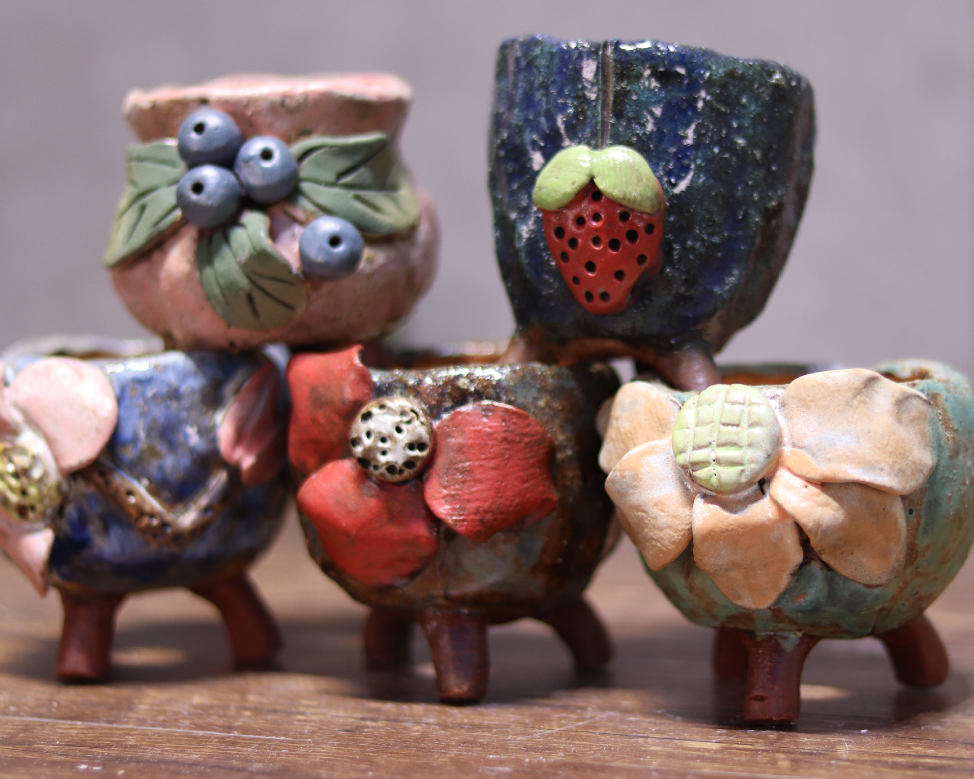 新款韩式粗陶岩石透气韩式风格手工手捏 景德镇陶瓷三足多肉花盆-阿里