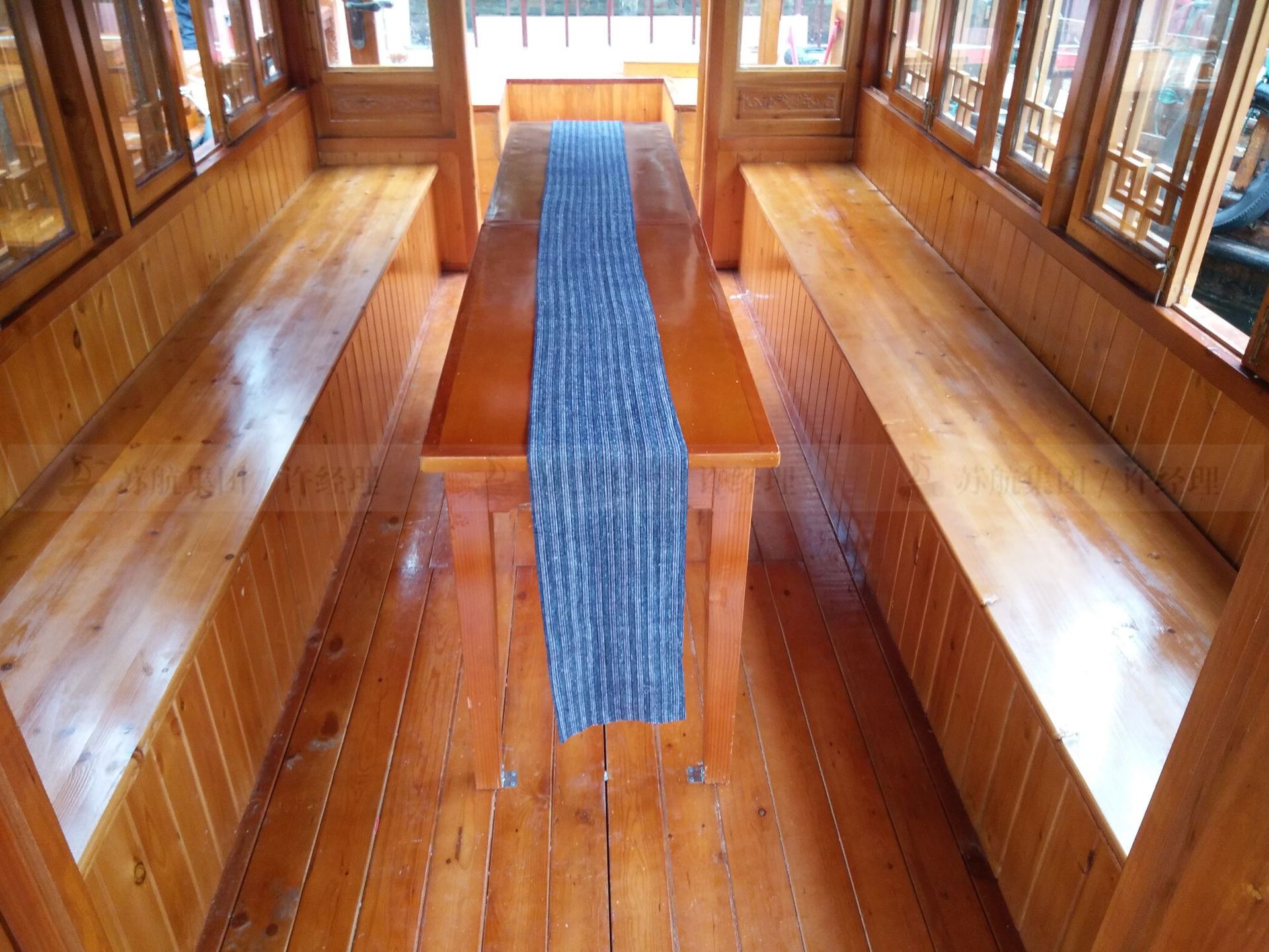 电动观光游船封闭式小型电动画舫木船景区木质游览船仿古木船出售