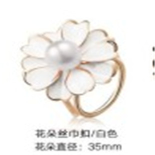 Korean Dual-Use Personalized Simple Three-Ring Scarf Buckle Female Creative Diamond Corsage Scarf Buckle Shawl Buckle Versatile Brooch