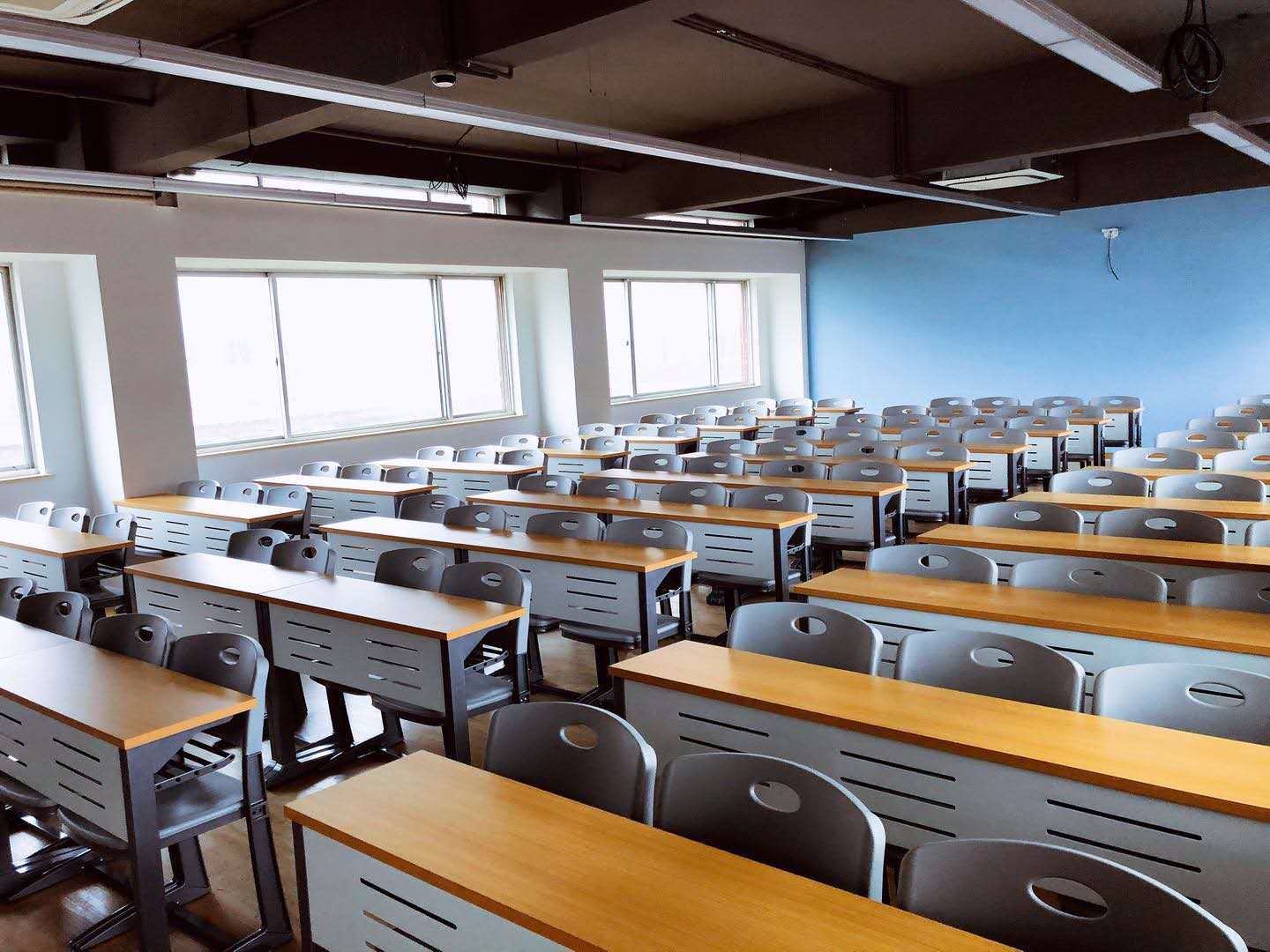 铝合金课桌活动课桌椅高中大学生培训桌椅学校课桌椅学习桌椅厂家