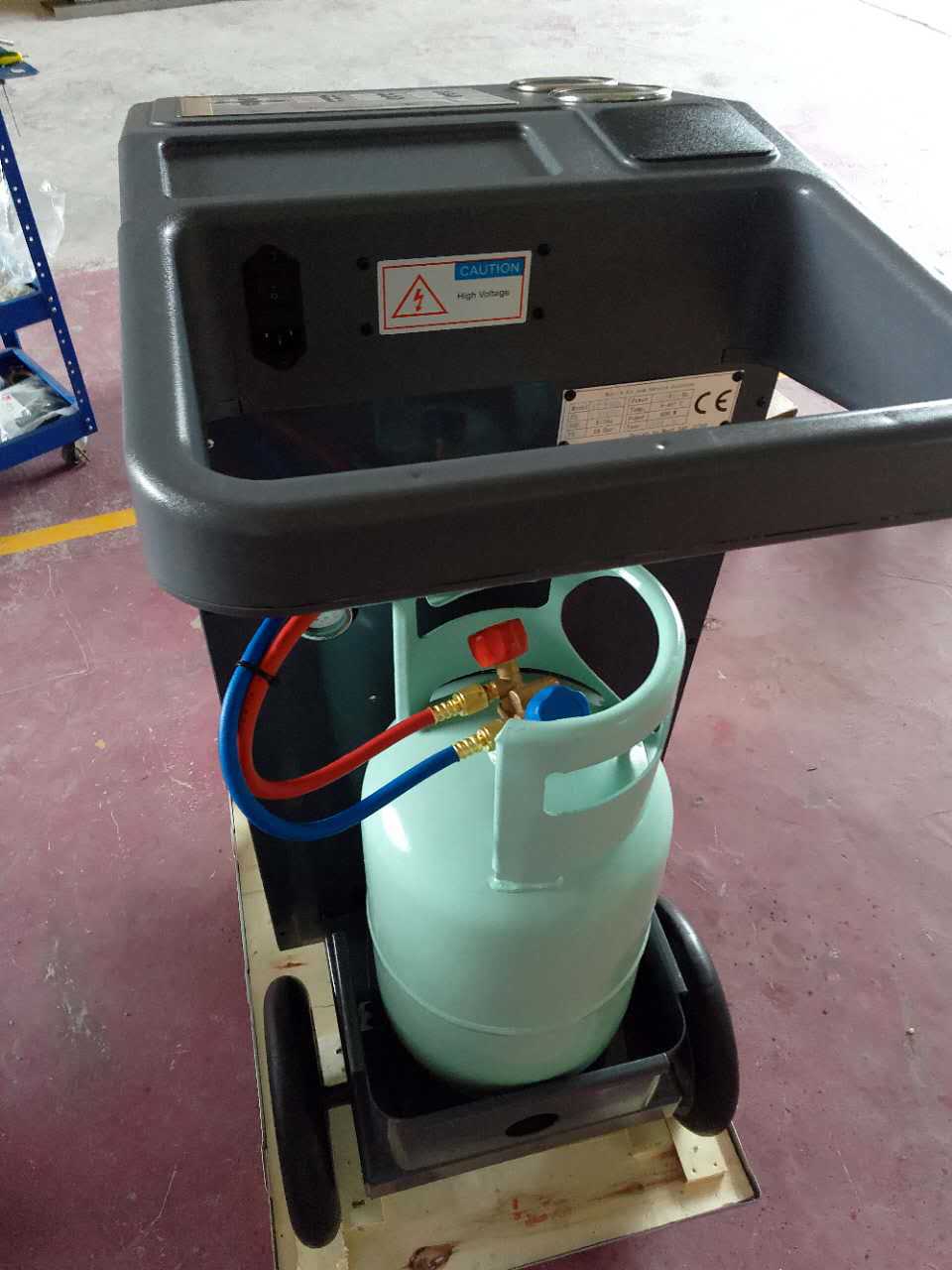 用于大车客车巴士公交加注的r134a冷媒加注机(型号ac2200)