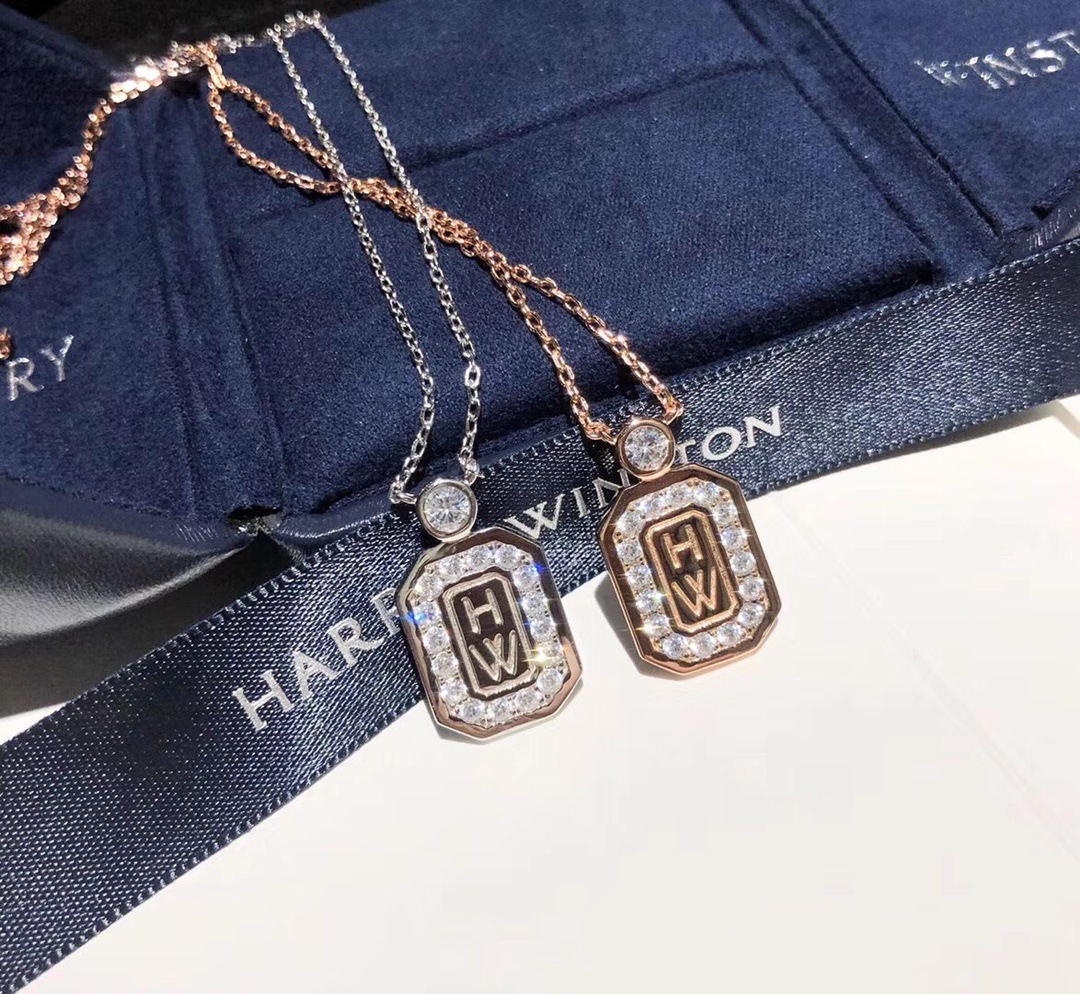 2020新款满钻hw字母项链 925纯银白金钻石吊坠批发不褪色简约项链