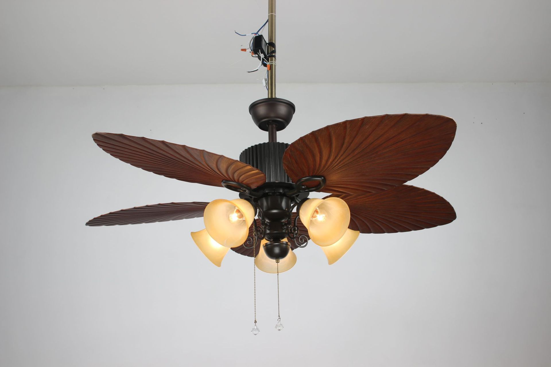 芭蕉叶风扇灯五叶五灯吊灯餐厅卧室美式风扇家用吊灯