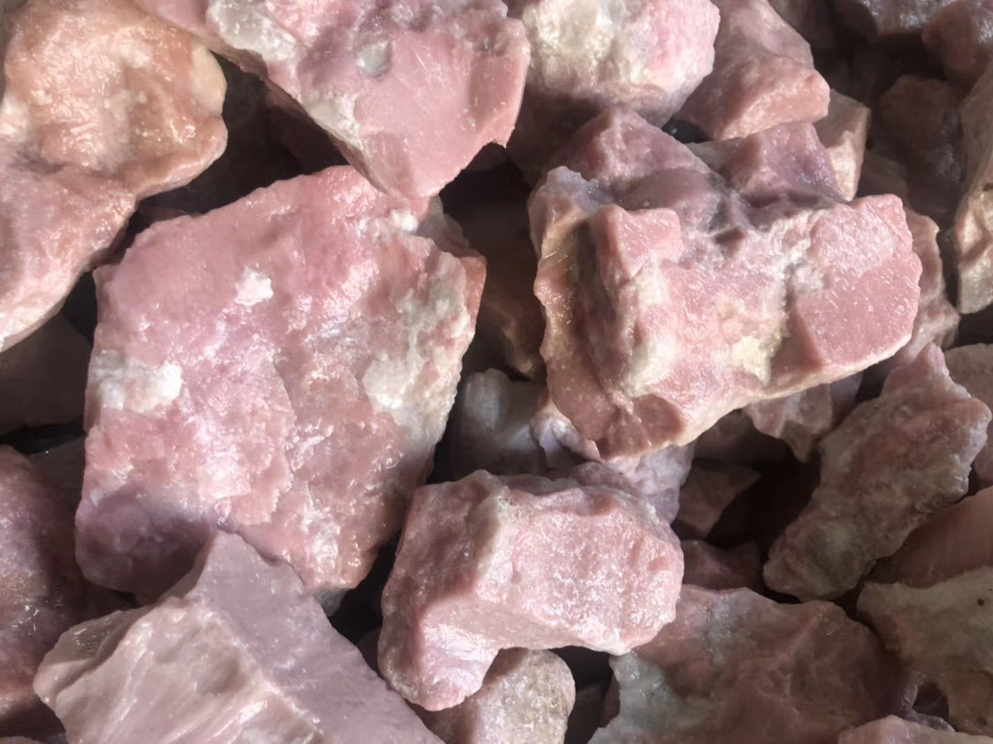 天然水晶原料粉红澳宝粉滑石