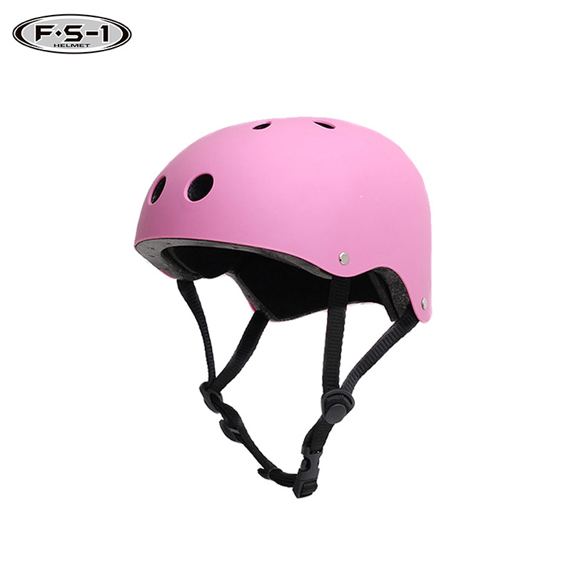 现货热销户外滑板运动头盔abs轻便透气男女通用骑行安全防护头盔