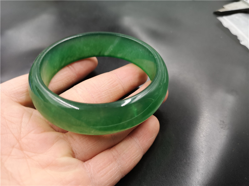 玛瑙巷 冰种深绿色翠玉手镯 女款东陵玉手镯 紫罗兰玉手镯