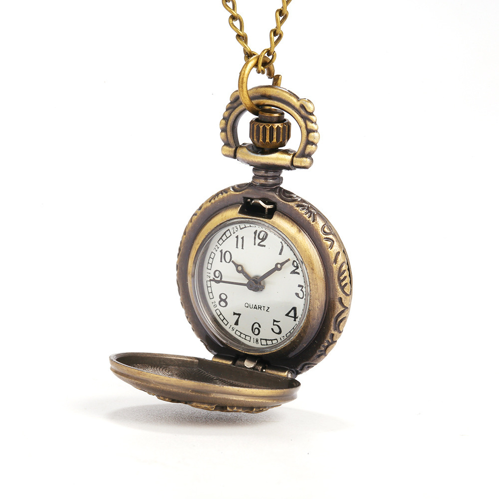 古铜色怀表仿古时尚感设计一帆风顺寓意小号石英怀表 8900