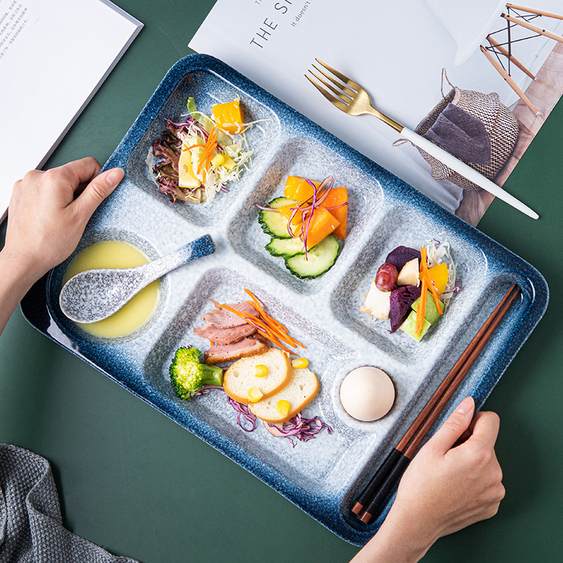 日式陶瓷分格盘子一人食餐盘分餐制家用分隔盘大人餐具创意分餐盘