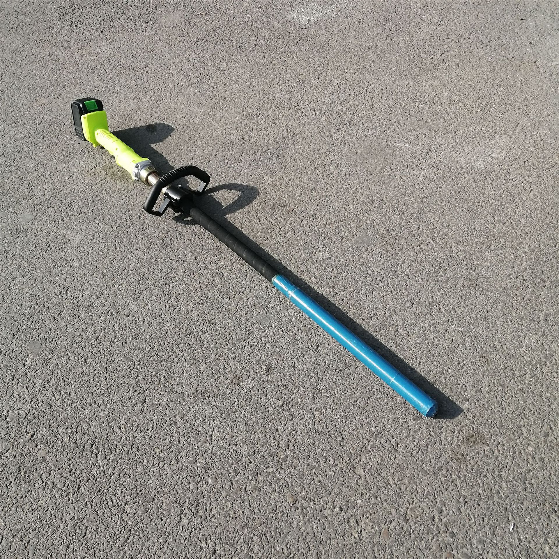 山东发货一米锂电池振动棒混凝土手提振动棒