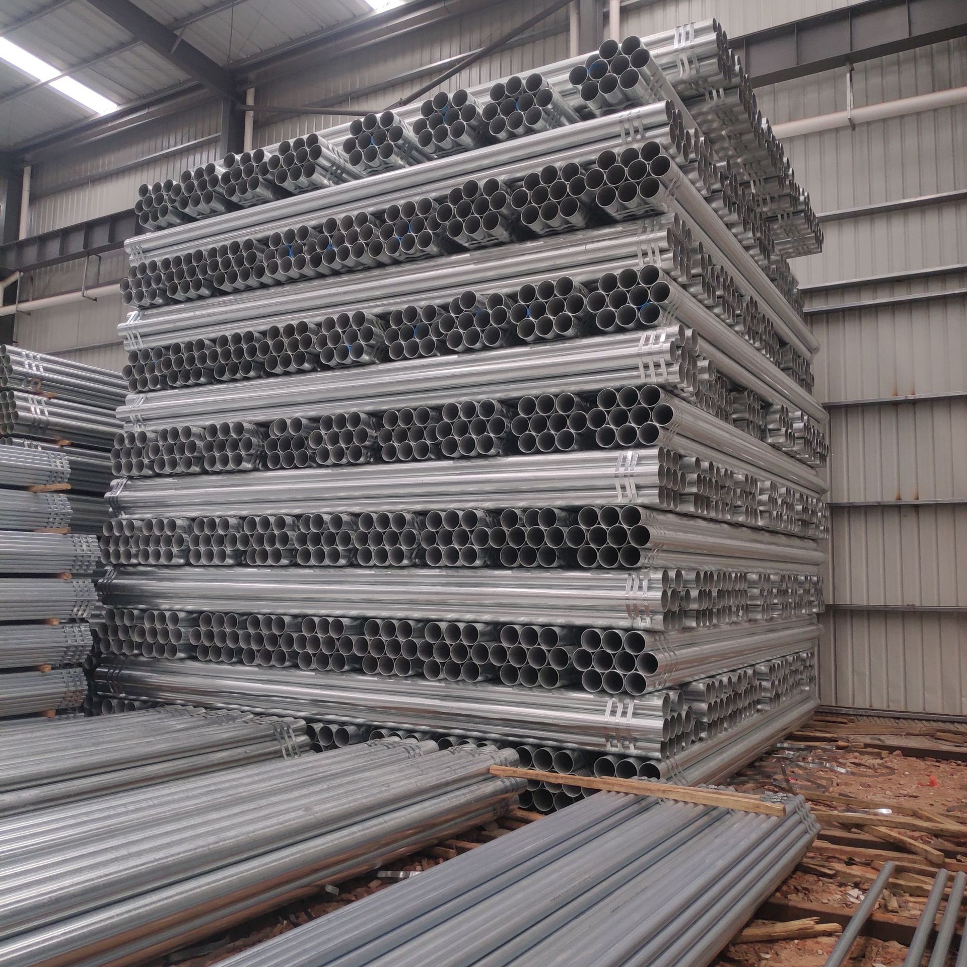 镀锌管 现货批发温室大棚管 消防铁水管镀锌圆管 镀锌钢管可加工