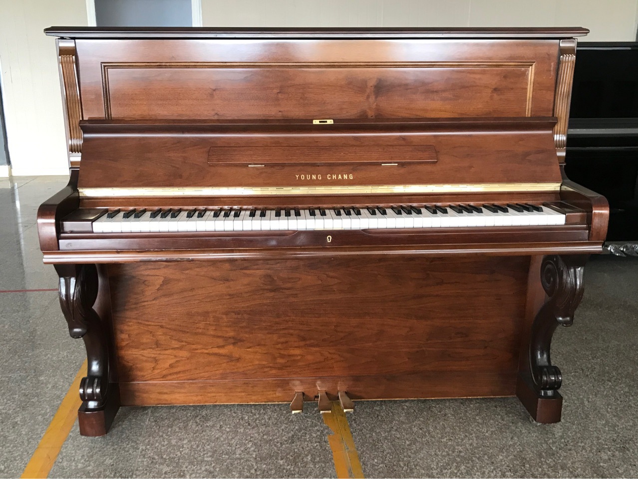 英昌121立式钢琴韩国家用教学海外货源直供批发直降