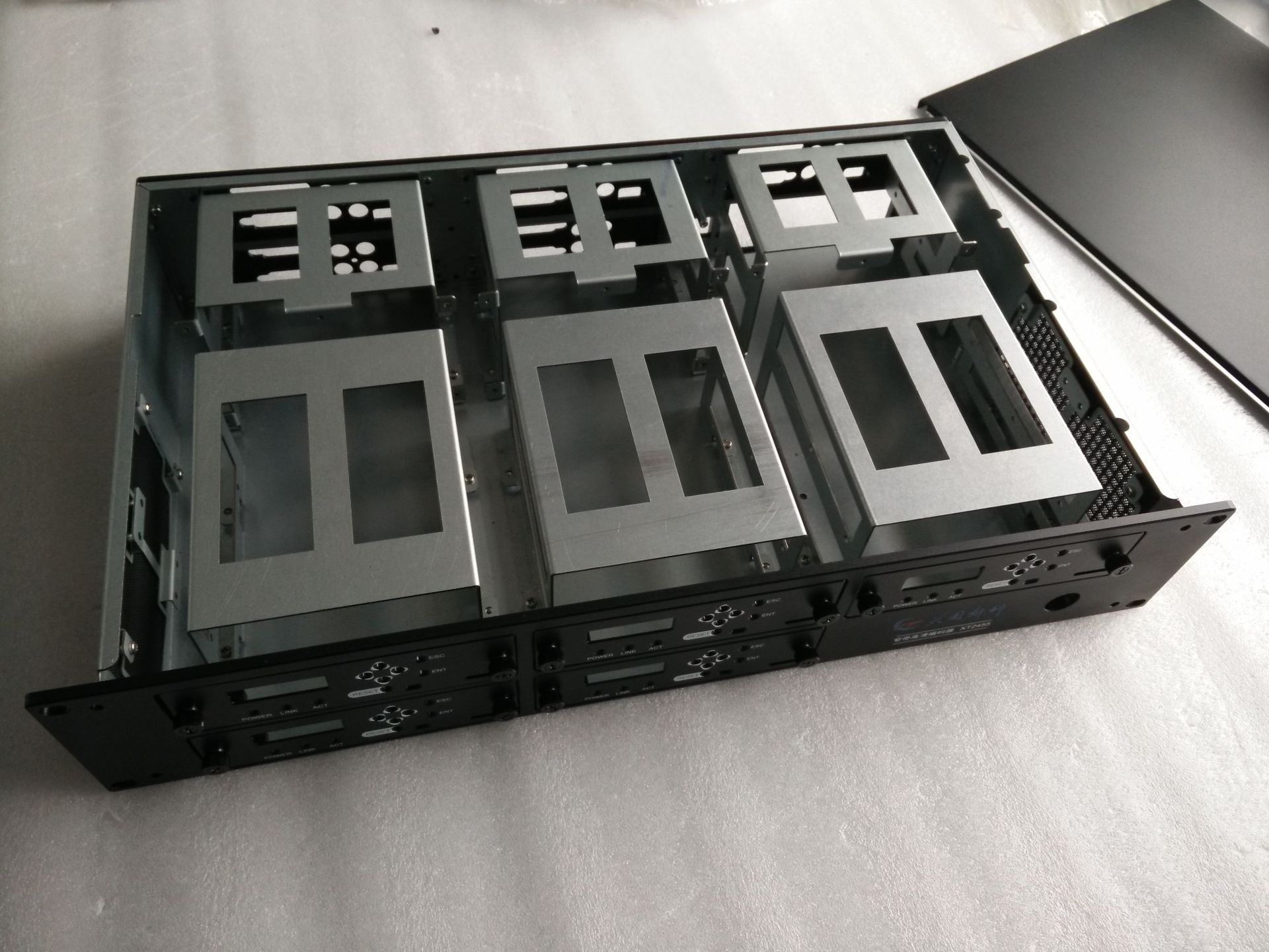 厂家供应电脑机箱工控机箱1u钣金机箱铝合金电脑机箱工业机箱定做