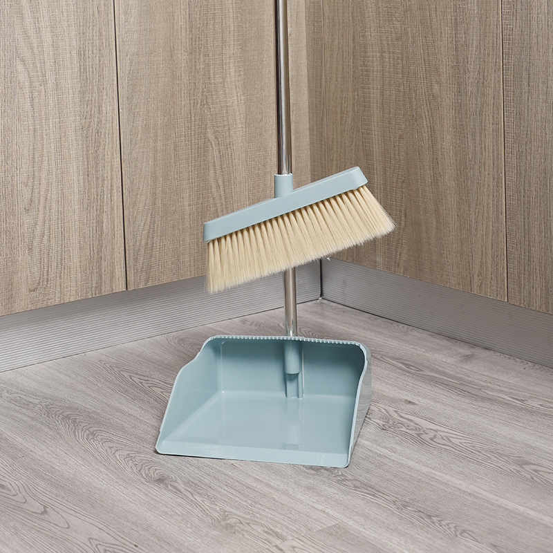 Household Cleaning Broom Dustpan Set with Scraping Teeth Non-Stick Hair Soft Wool Plastic Cleaning Broom 0678