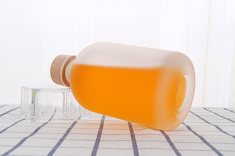 密封玻璃酒瓶磨砂晶白料酒瓶定制葡萄酒木塞口果酒瓶空瓶饮料瓶
