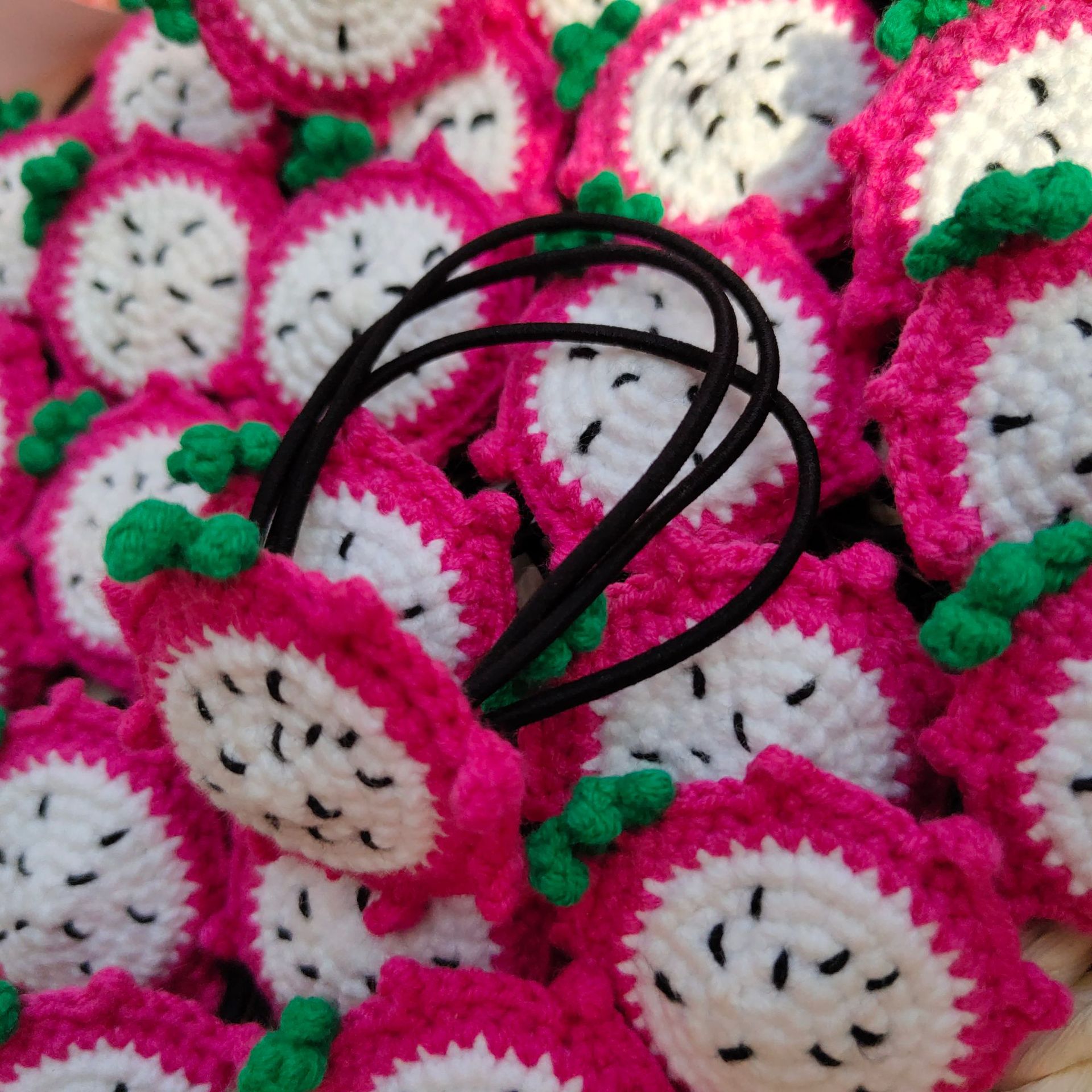 宁宁手工毛线钩织火龙果发圈发圈水果发圈好看女士发圈儿童发圈