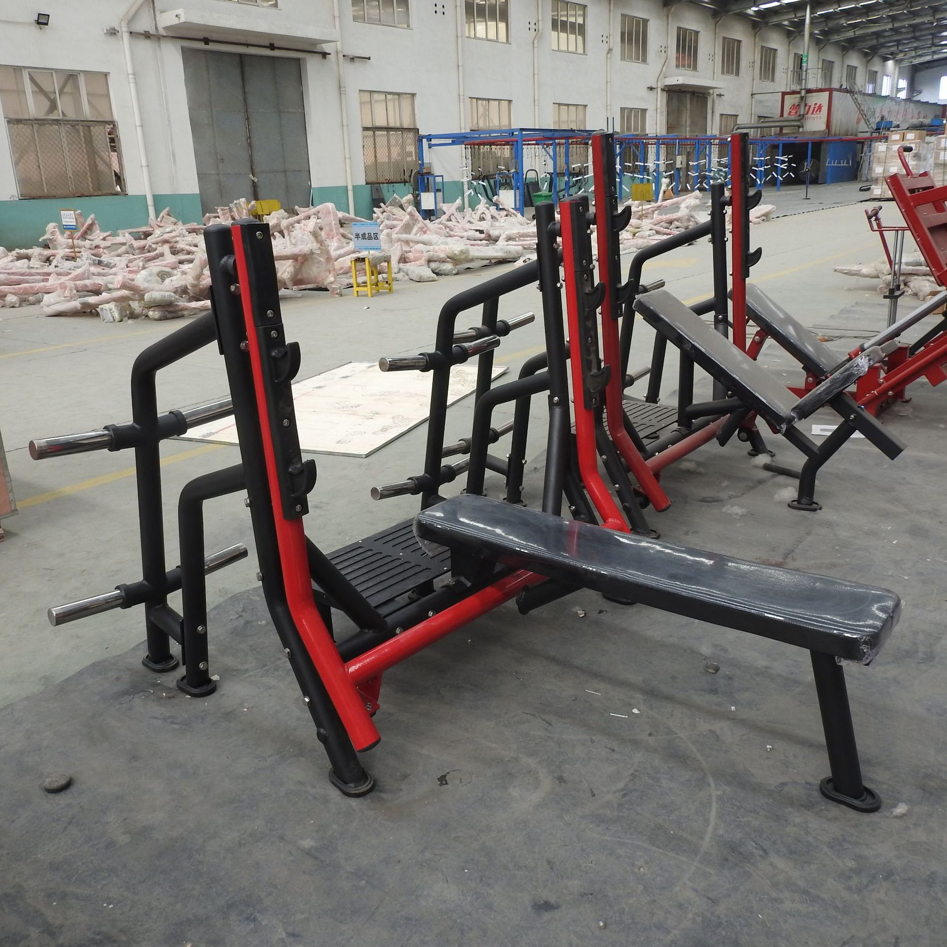 新款圆管平卧推胸训练器 水平推举椅卧推架自由力量推胸健身器材