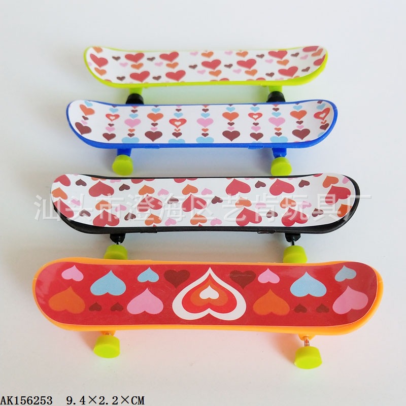 儿童迷你塑料手指滑板玩具创意塑料手指滑板赠品小玩具滑行小赠品