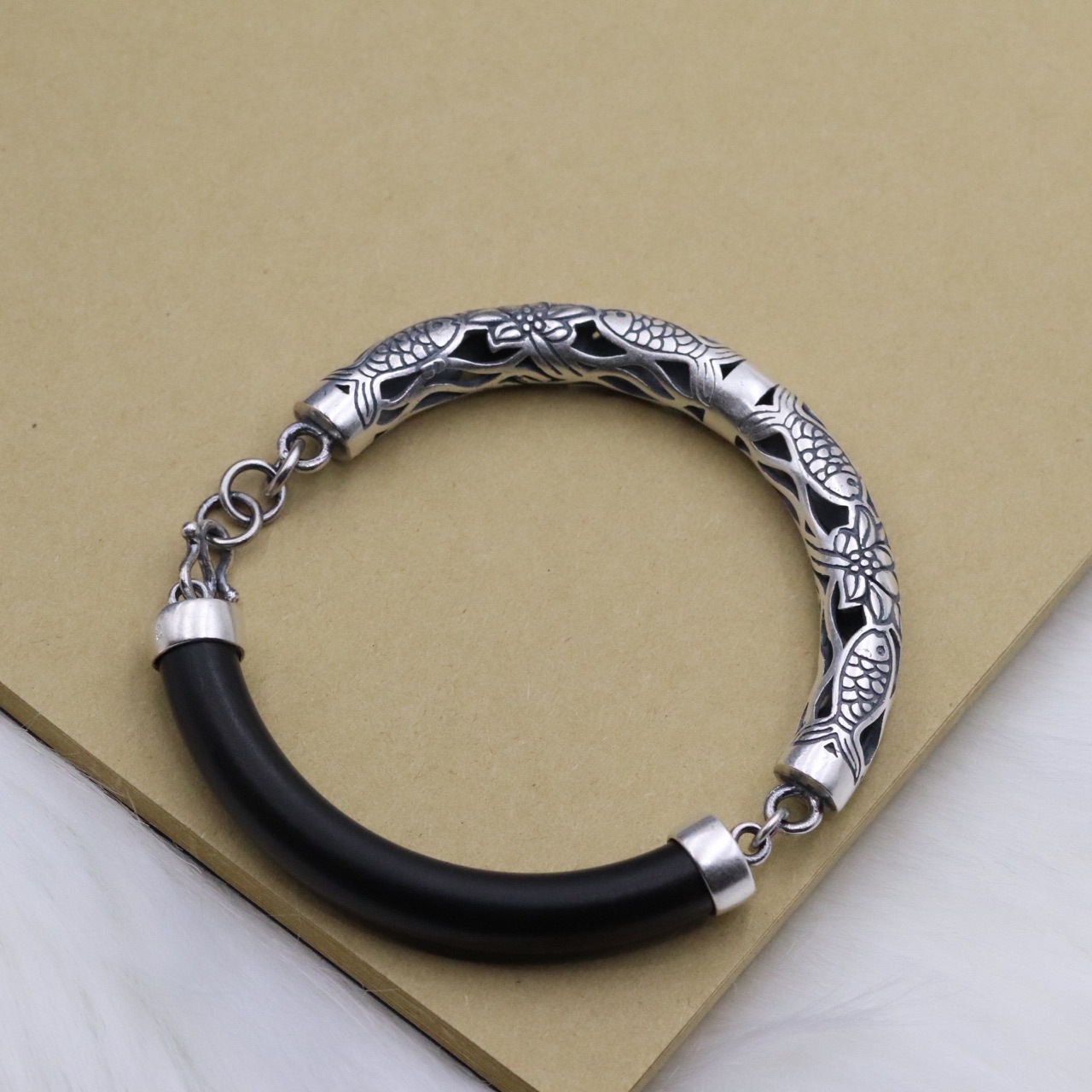s990足银镂空莲花双鱼黑檀木手镯 纯银复古大气转运女士款镯子