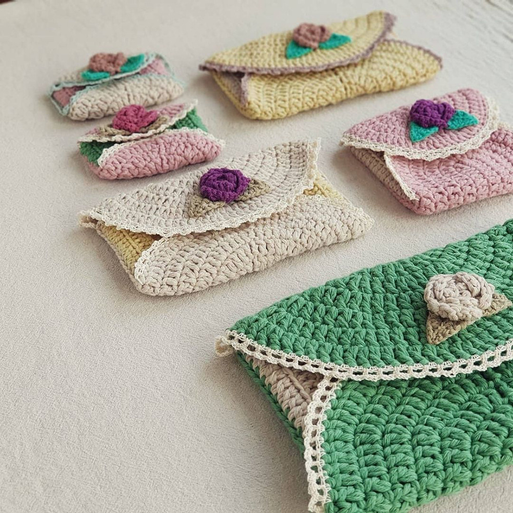 新外贸纯手工钩编收纳袋韩版家居装饰纯棉手钩纯色手袋钱包零钱包