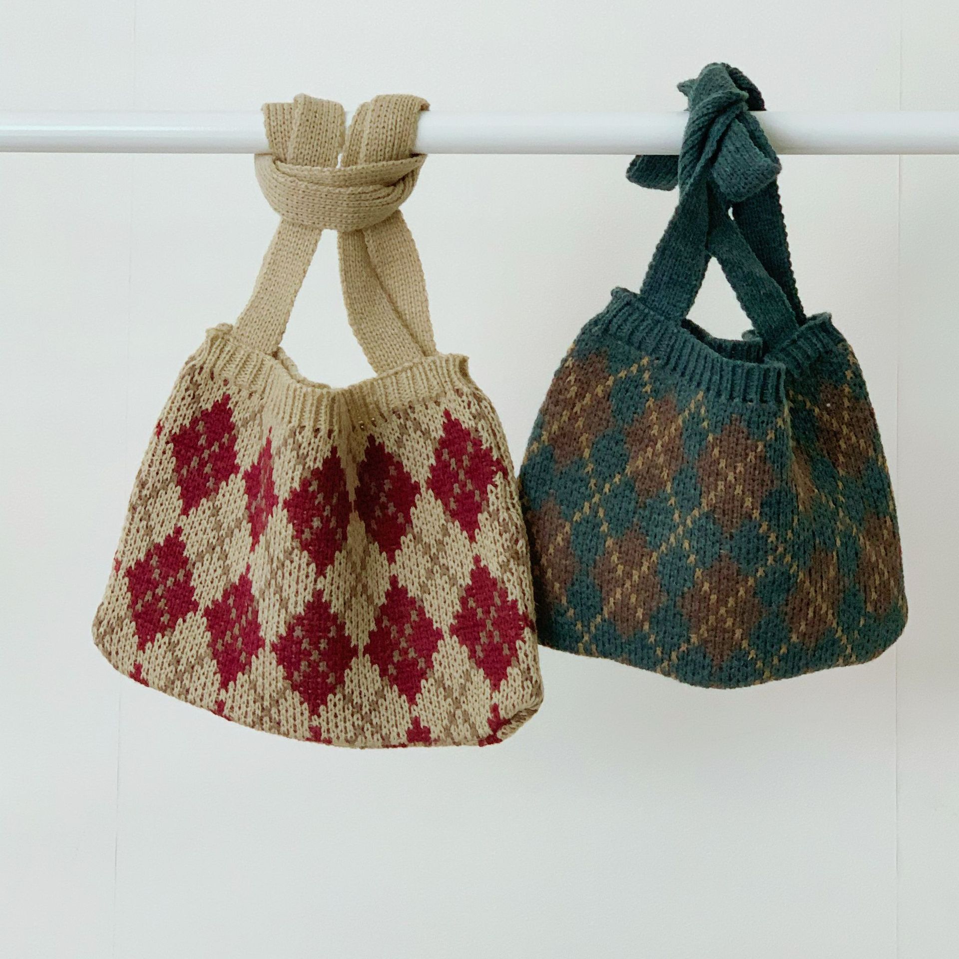 新款菱形毛线针织包包 儿童韩版休闲挎包 秋冬款宝宝时尚毛线包