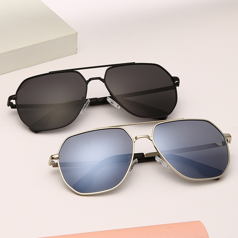 男士开车偏光墨镜 钓鱼镜时尚复古太阳镜 出游户外高清眼镜8835