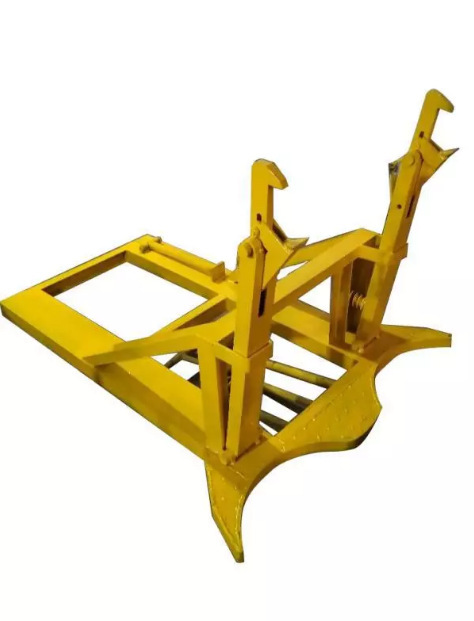 油桶夹 叉车勾 鹰嘴勾 桶夹子叉车属件 大铁桶勾