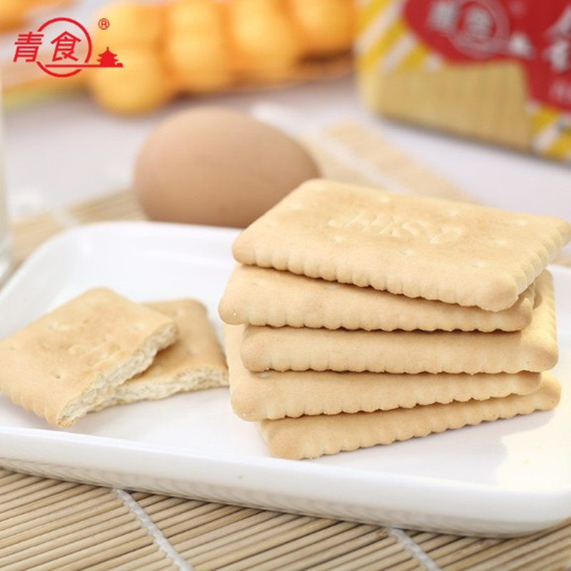 青食钙奶饼干 青岛特产早餐泡水泡牛奶 老式怀旧80后零食