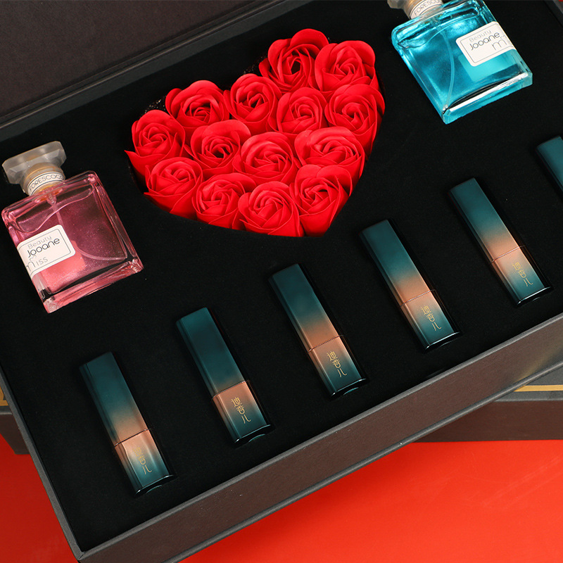 Chinese Style Lipstick Gift Box for Valentine's Day Perfume Kit Romantic Rose Gift for Girlfriend and Wife Birthday Gift