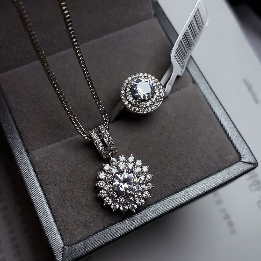 钻石首饰3件套女结婚首饰 彩宝首饰925银镶嵌莫桑钻套装一件代发